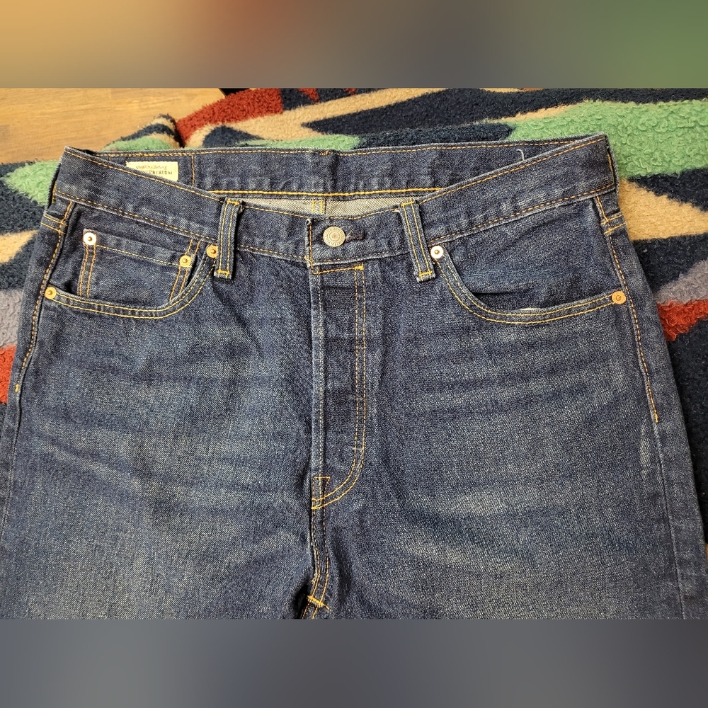 Levi’s 501 Premium Big E Jeans Mens 35x32 Blue Denim Button Fly Dark Wash - Picture 2 of 11